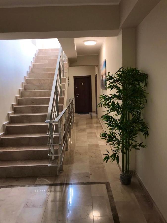 Aparthotel Rohan Studio One à Năvodari Extérieur photo