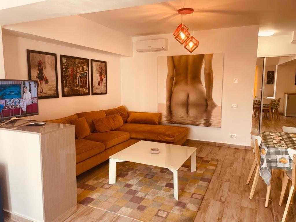 Aparthotel Rohan Studio One à Năvodari Extérieur photo