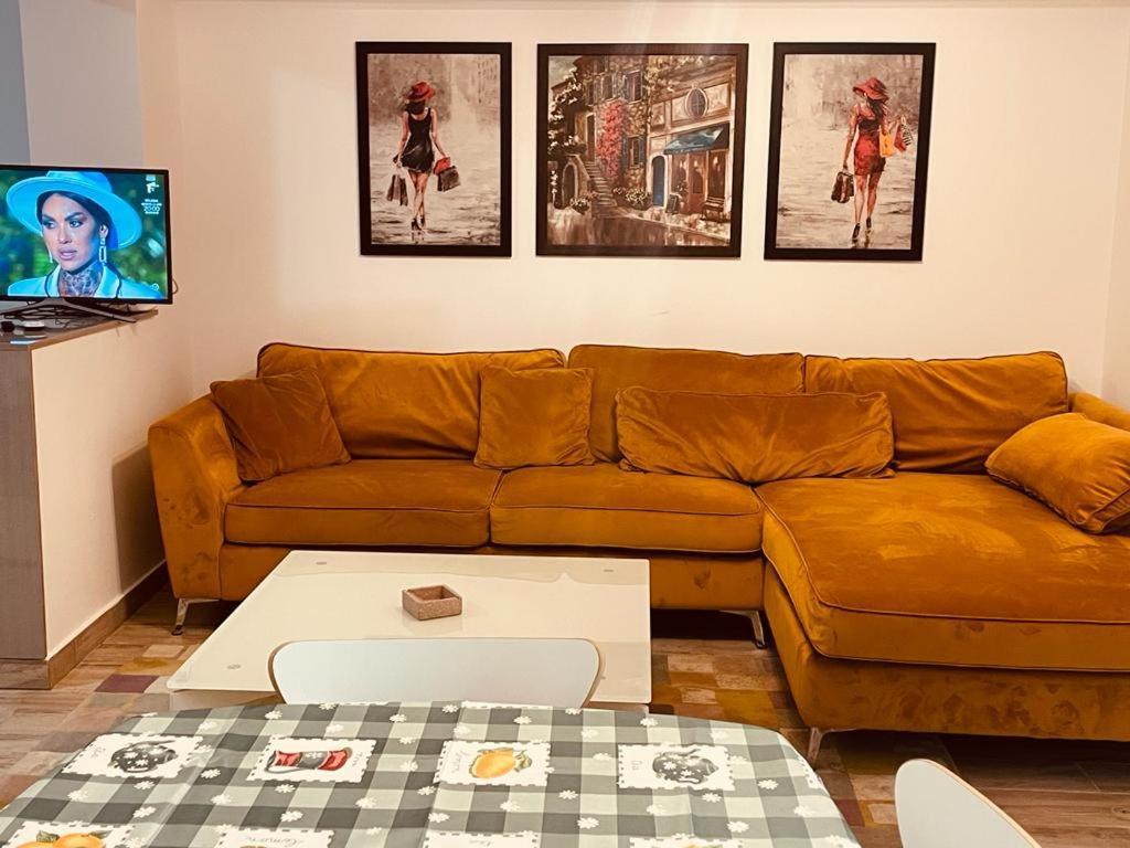 Aparthotel Rohan Studio One à Năvodari Extérieur photo