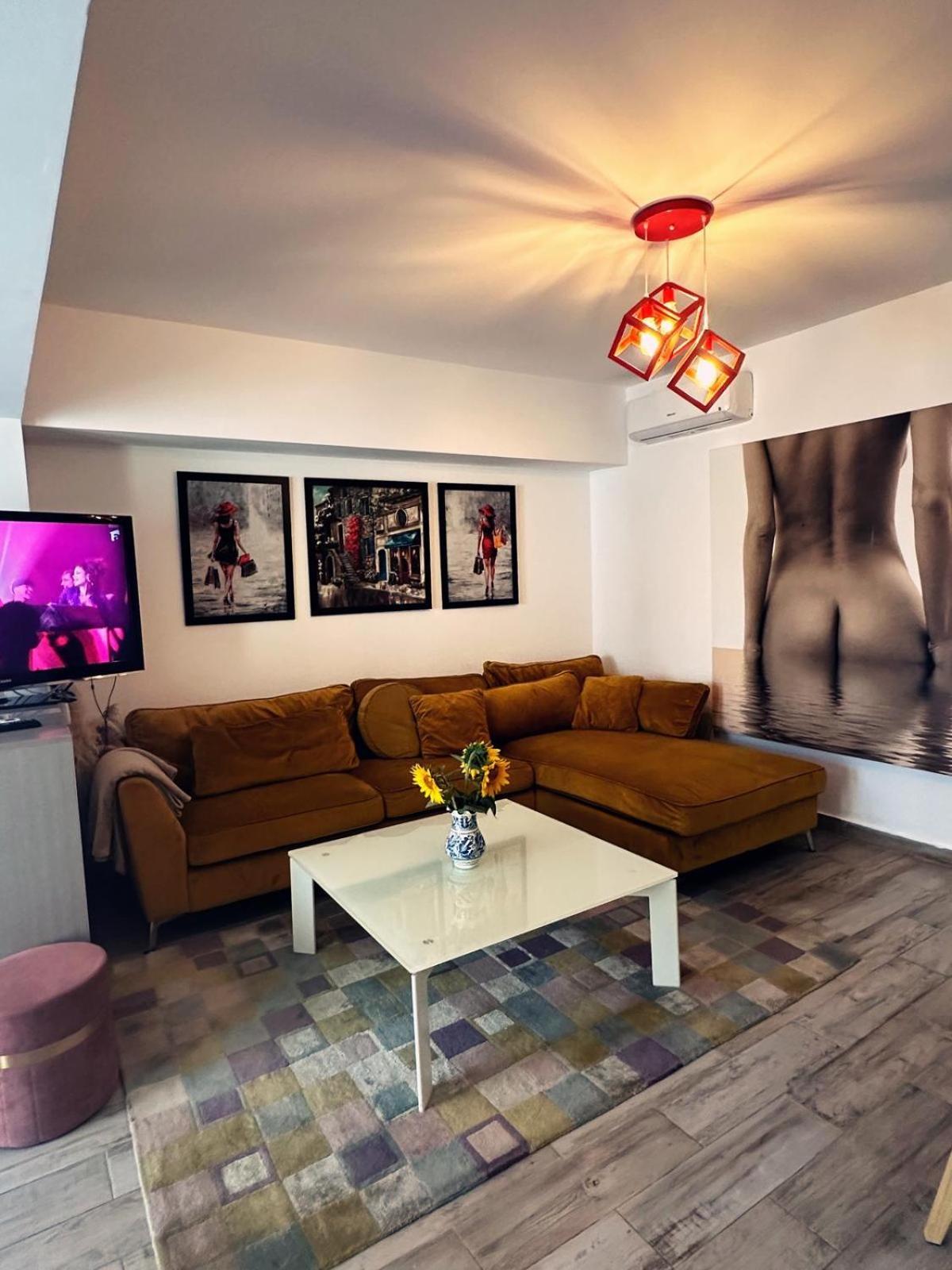 Aparthotel Rohan Studio One à Năvodari Extérieur photo