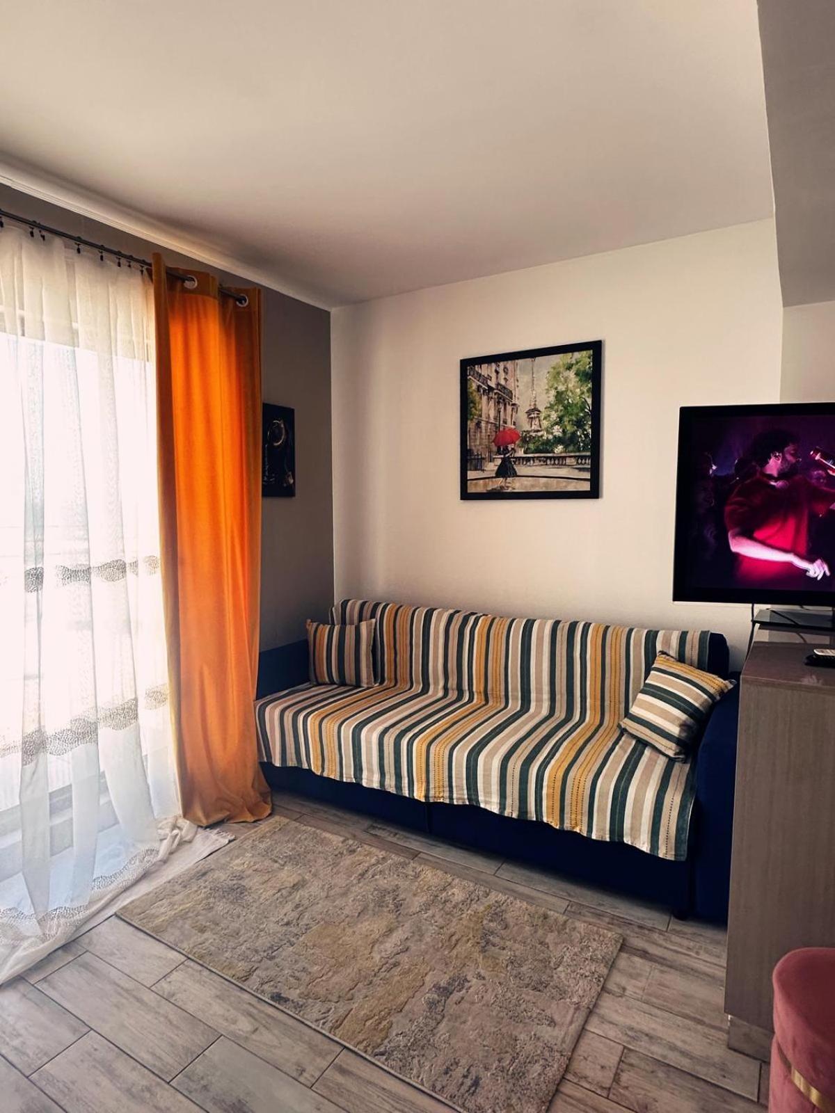 Aparthotel Rohan Studio One à Năvodari Extérieur photo